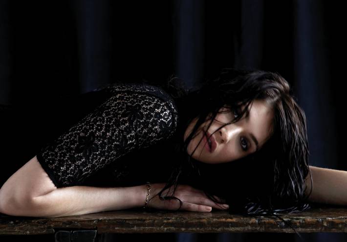 Джемма Артертон (Gemma Arterton)  для журнала Un-Titled Project (ноябрь 2013)