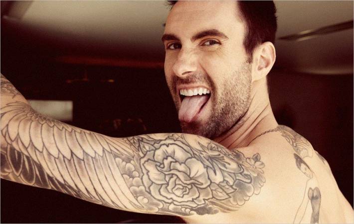 Солист «Maroon 5» поведал о своей сексуальности