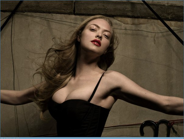 Amanda Seyfried - Голые звезды (Обнаженные знаменитости)