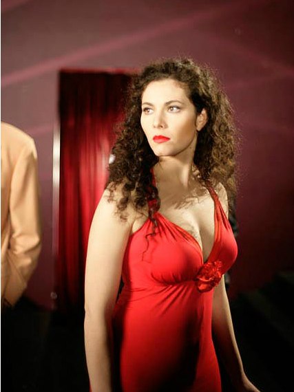 Жігіт қызды 20 минутта жыныстық қатынасқа түсірді. Малдавандық секс