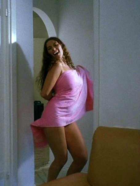 Ресейлік жатақханадағы жасырын камера Катерина Хартловамен порно видео