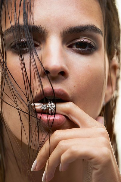 Emily Ratajkowski by David Bellemere for Evening Standard